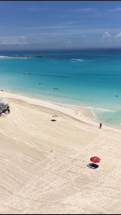 Studio Oceanfront Prime Location Cancun Exterior photo